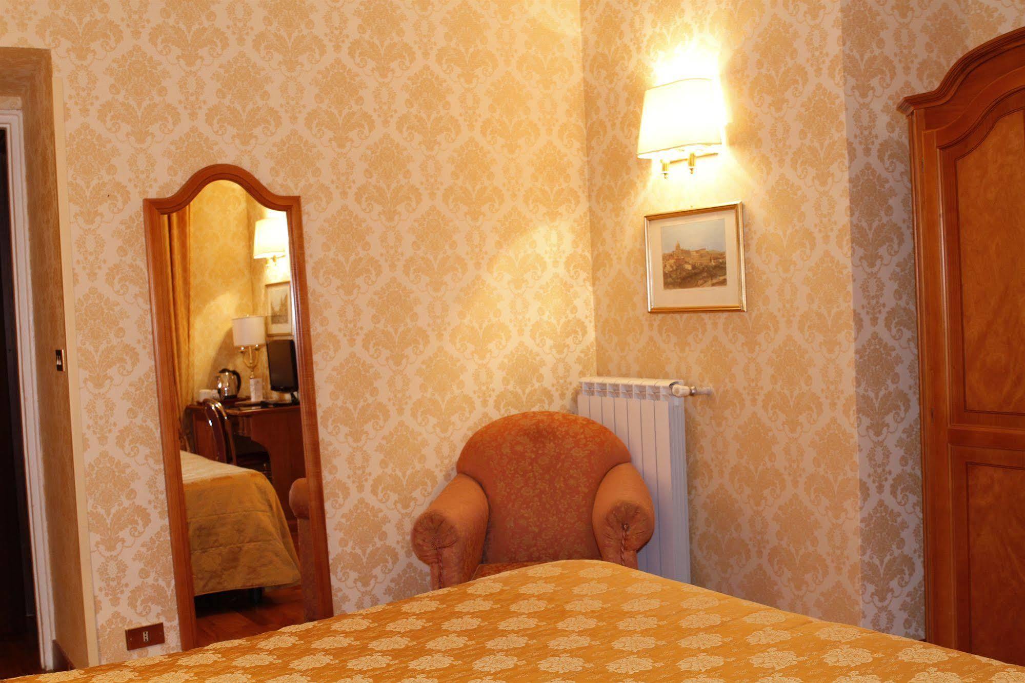 Hotel Pace Helvezia Ρώμη Εξωτερικό φωτογραφία